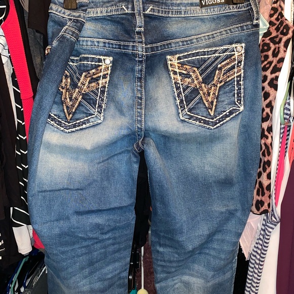 Viggos Jeans - Picture 7 of 8